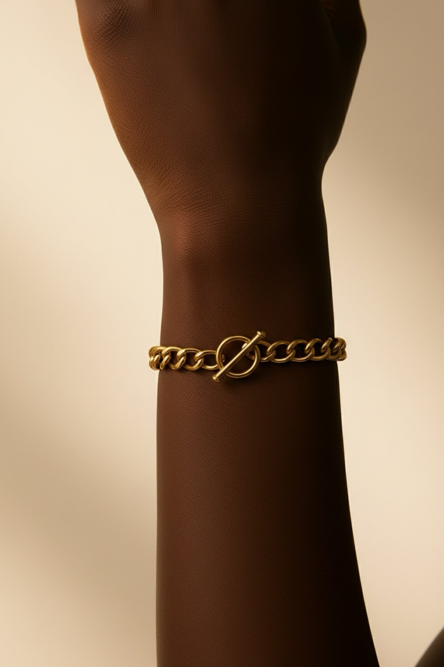 18K Gold Plated Chain Bracelet with a toggle lock